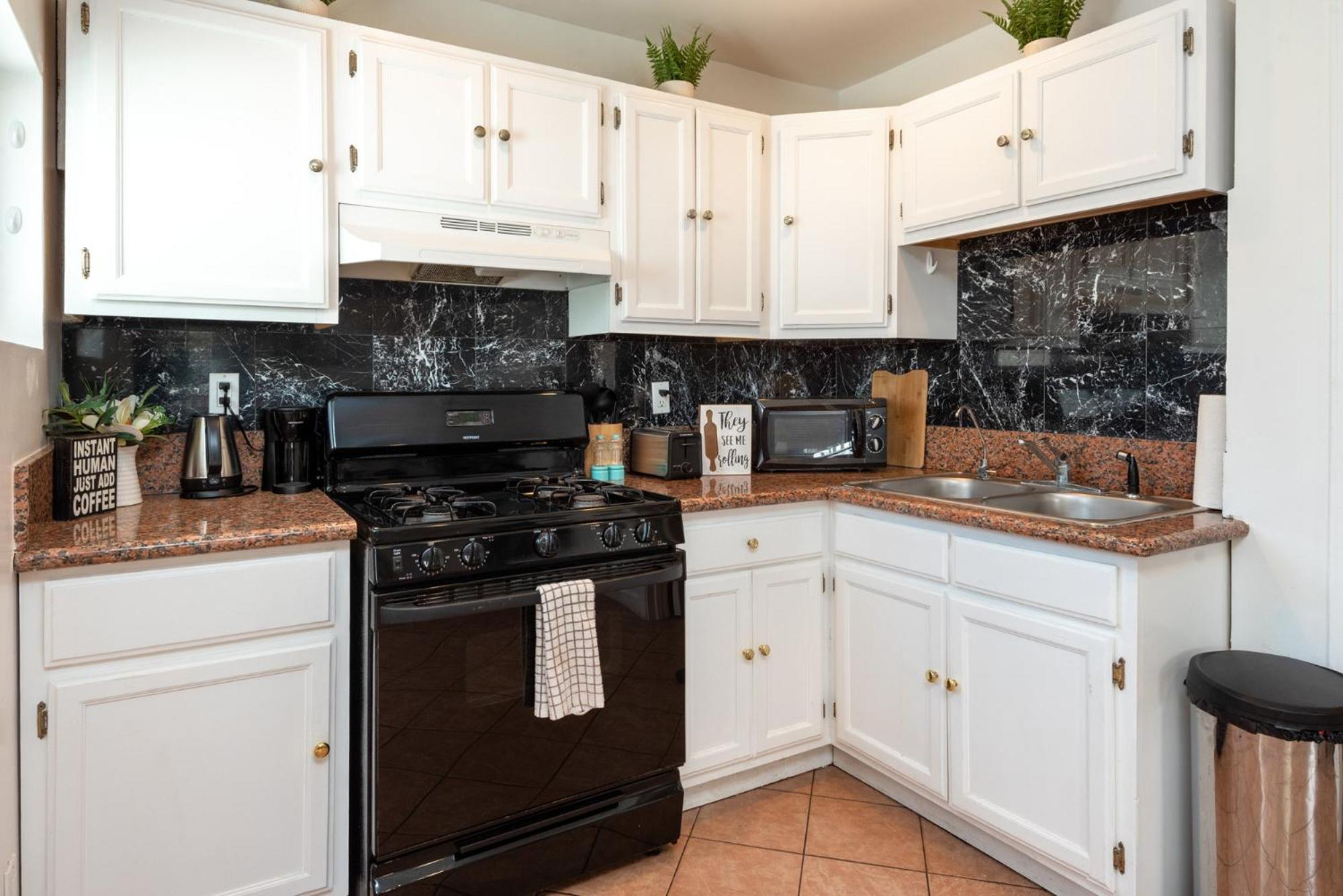 Unparalleled Luxury 2br In Prime La Location Appartement *