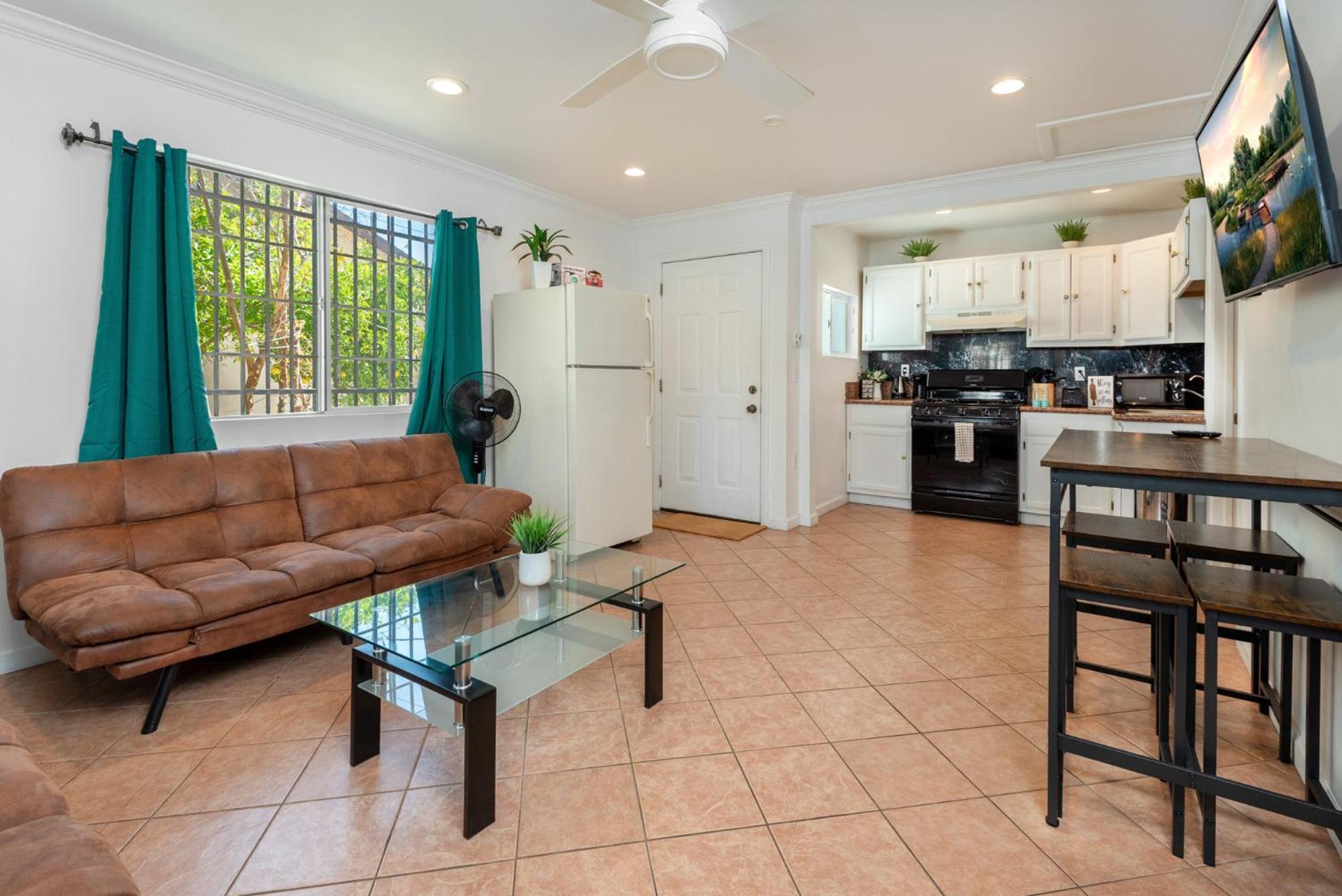 Unparalleled Luxury 2br In Prime La Location Appartement Los Angeles